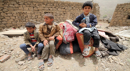 قصص إنسانية ترزح تحت ركام قصف اليمن