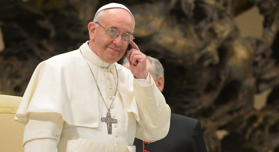 البابا فرنسيس يقدم طريقة جديدة لتعليم الأطفال الصلاة