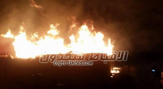 صور لحرق عدد من المنازل المملوكة لأقباط بكفر درويش