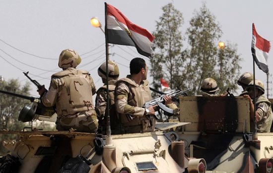  الجيش يقضي على أربعة إرهابيين في سيناء