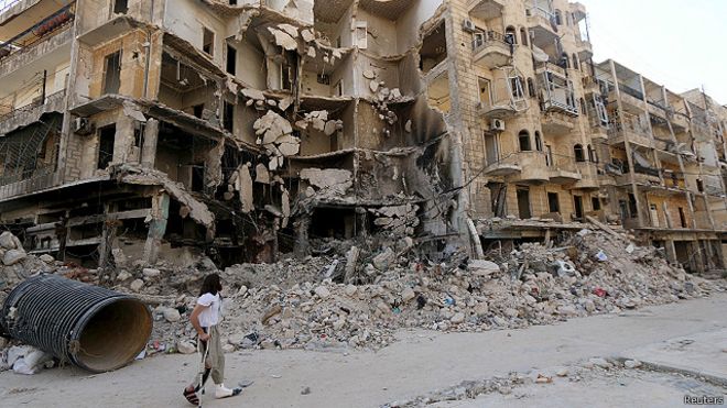  تتبادل القوات الحكومية السورية والمعارضة المسلحة الهجمات للسيطرة على أحياء في حلب 