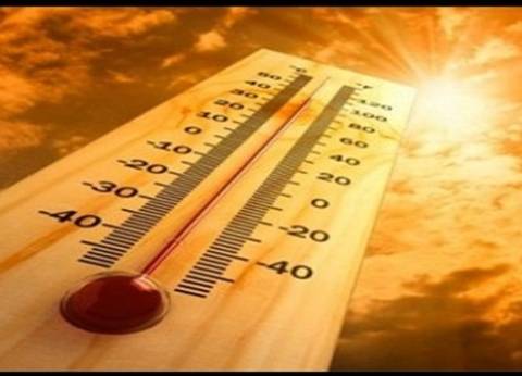  السويس تشهد وفاة سيدة بسبب الحرارة وإصابة 11 بضربة شمس