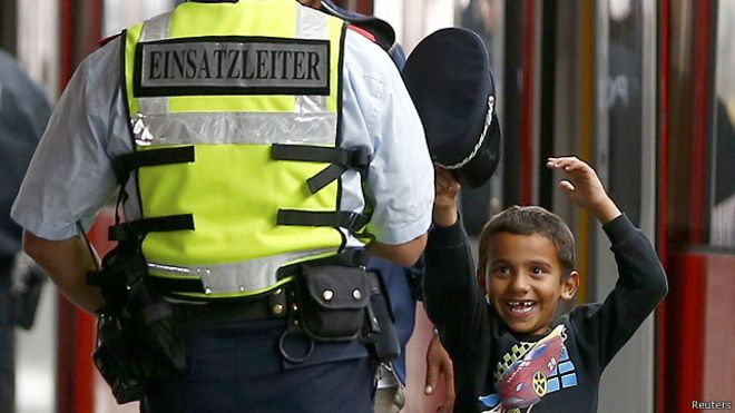 قالت السلطات النمساوية إنها لن تستخدم القوة ضد اللاجئين