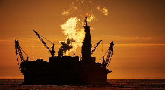 إنتاج روسيا من النفط يسجل مستويات قياسية عليا جديدة