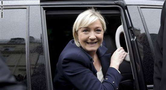 زعيمة اليمين الفرنسي تتهمه ما أسمته «الإرهاب الإسلامى» بالتفجيرات