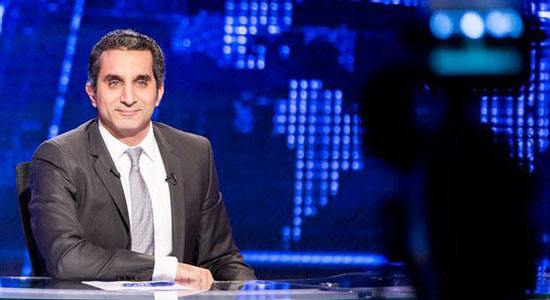 باسم يوسف يسخر من أحد الأشخاص: " مش كبرنا بقى على كده"