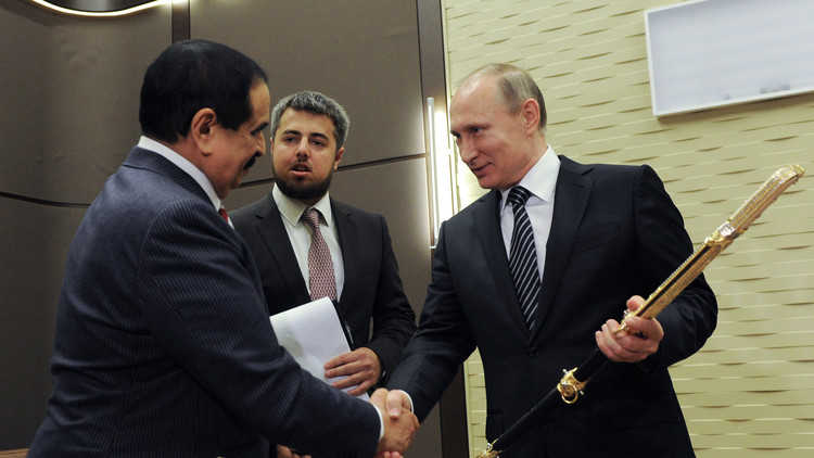 الرئيس الروسي فلاديمير بوتين وملك البحرين حمد بن عيسى آل خليفة