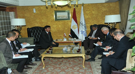 وزير النقل يبحث مع الجانب الياباني سبل تطوير النقل في مصر