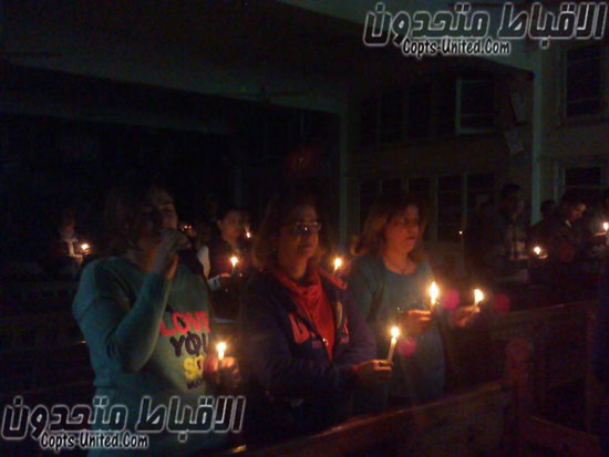 الصلاة بالشموع في ذكرى شهداء ليبيا بالسويس