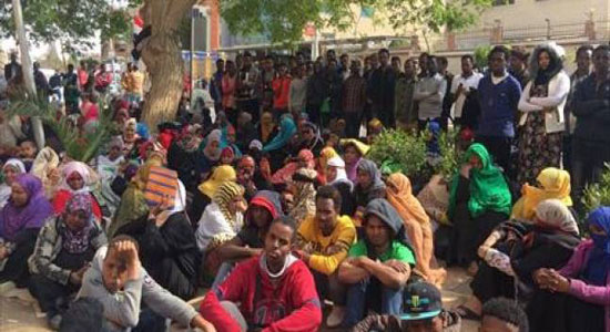 مئات الإثيوبيين يواصلون اعتصامهم أمام «مفوضية اللاجئين» بأكتوبر