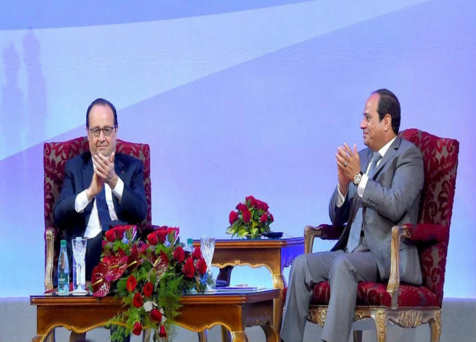  الرئيس الفرنسي: ندعم مصر وجيشها في محاربة الإرهاب