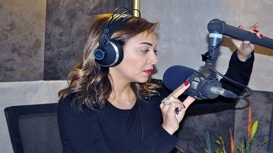مريم أمين تعزي في ضحايا الطائرة: «ربنا يصبر مصر على فقدان أبنائها»