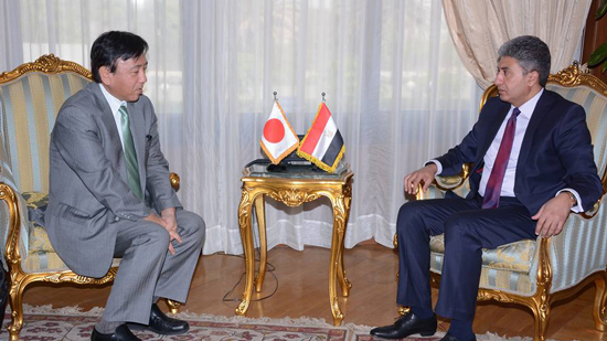 بالصور.. السفير الياباني يعزي القاهرة في ضحايا الطائرة المصرية