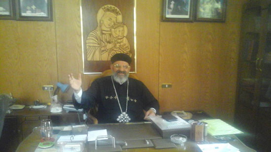 وكيل مطرانيه بني سويف يحاضر في مؤتمر كهنة أوربا 