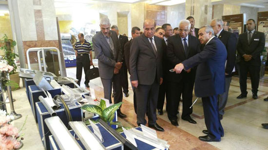 وزير النقل يلتقي رئيس الهيئة العربية للتصنيع لمتابعة إنتاج عربات السكك الحديد