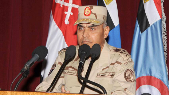 وزير الدفاع: لمصر قوات مسلحة قوية قادرة على اقتلاع جذور الإرهاب الأسود