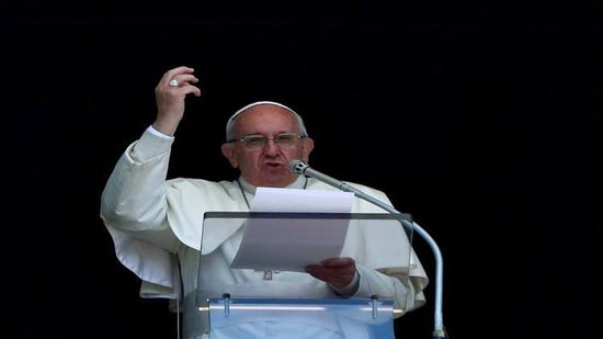 بابا الفاتيكان ينتقد الدول التي تسلح الإرهابيين في سوريا وتتحدث عن السلام