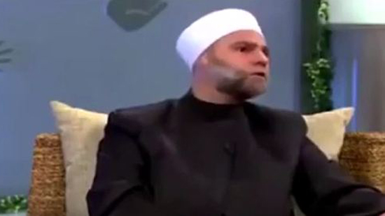 فيديو.. إمام المسجد الأموي: الإرهابيون قطعوا أذني وأجبروني على أكلها