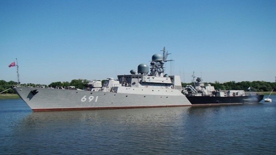 سفن روسية تطلق صواريخ في بحر قزوين