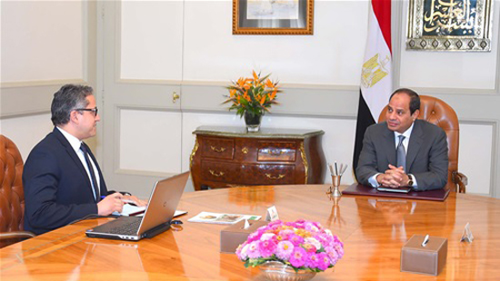 السيسي يبحث مع وزير الآثار تعزيز صورة مصر في الخارج