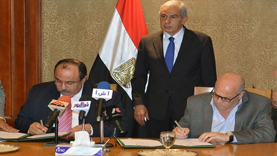 توقيع اتفاق بين الإسكندرية ووزارة الصناعة بشأن مجمع صناعي بالمحافظة