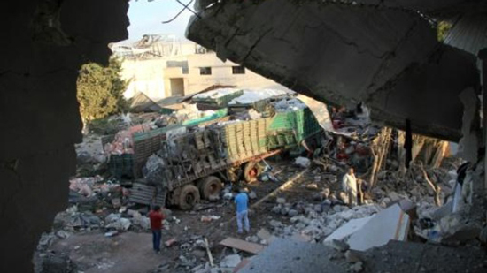  الطيران السوري والروسي ينفي استهداف قافلة مساعدات إنسانية بريف حلب