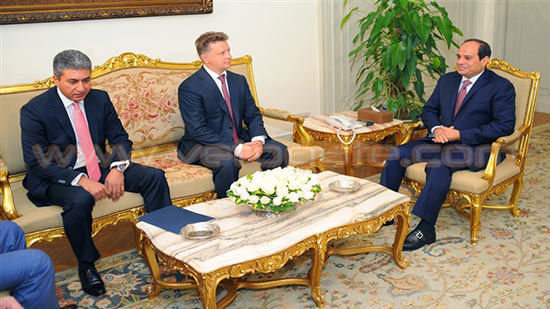 السيسي يبحث مع وزير النقل الروسي استئناف رحلات الطيران إلى مصر