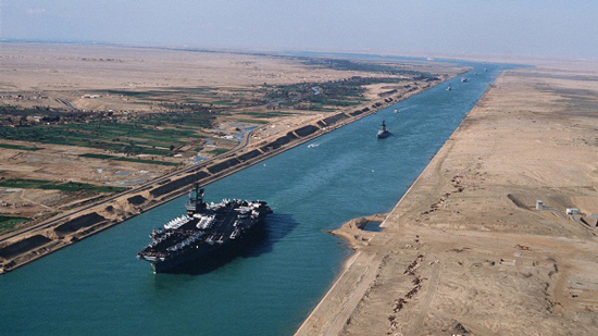 عبور 57 سفينة  قناة السويس بحمولات 3 ملايين و441 ألف طن
