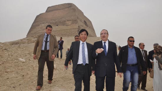 بالصور.. السفير الياباني يلفت الانتباه للآثار الفرعونية والقبطية والإسلامية