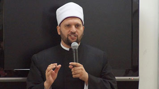 مستشار المفتي من لندن: نكافح الإرهاب وداعش يجند أعوانه بنشر مفاهيم دينية مغلوطة