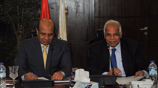 وزير النقل يلتقي رئيس الهيئة العربية للتصنيع لتنفيذ مشروعات السكك الحديد