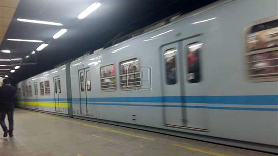 متحدث «مترو الأنفاق» يكشف سبب إخلاء قطار بمحطة الدقي