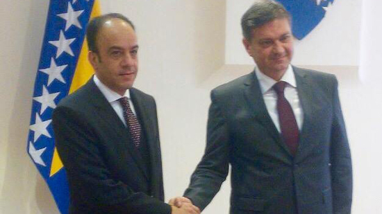 رئيس الوزراء البوسني يلتقي السفير المصري في سراييفو