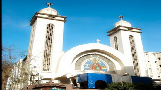 محافظ الإسكندرية يهنئ الكنيسة الانجيلية بعيد الميلاد المجيد 