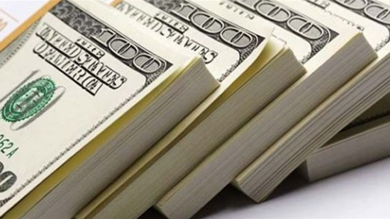 الدولار يقفز إلى ١٨.٤٥ جنيها بمصرف أبو ظبي الإسلامي