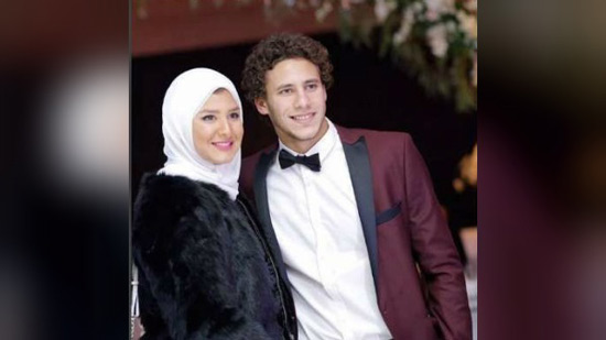 بالفيديو.. عقد قران رمضان صبحي يثير الجدل.. العريس 19 سنة