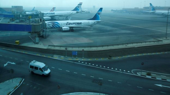 منع عراقيين من السفر من مطار القاهرة للولايات المتحدة بعد قرار ترامب بحظر دخول مواطني 7دول شرق أوسطية