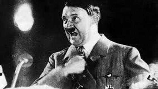 فى مثل هذا اليوم..هتلر يلقي آخر خطاب له عبر الاذاعة بمناسبة الذكرى الثانية عشرة لتوليه منصب المستشار في المانيا في 1933. ..!!
