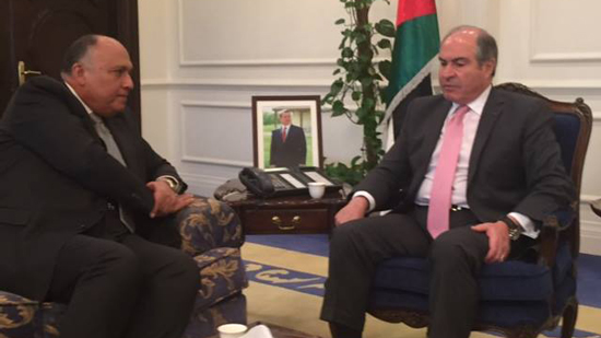 وزير الخارجية يلتقي برئيس الوزراء الأردني