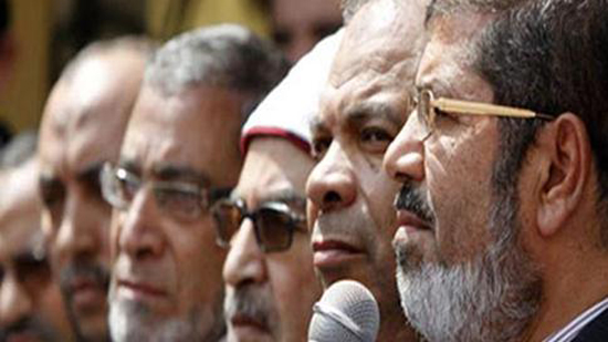  عزمي بشارة: دول عربية مولت تمرد لإسقاط مرسي.. وحكم الإخوان أخاف الناس