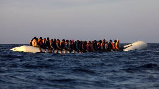حرس السواحل الليبى يضبط مركب على متنها 38 مهاجر غير شرعى شمال صبراتة
