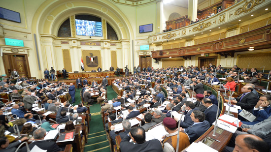 البرلمان يوافق على قانون 