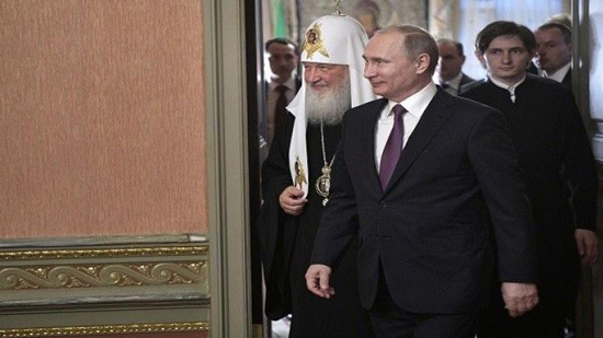 بوتين يدعو لاستخلاص العبر والكنيسة تصلي على ضحايا الاضطهاد الديني في العهد السوفيتي