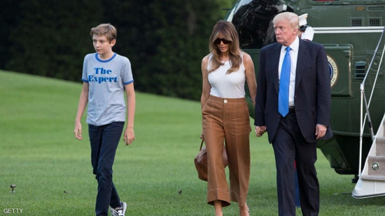 الرئيس الأميركي برفقة زوجته وابنه