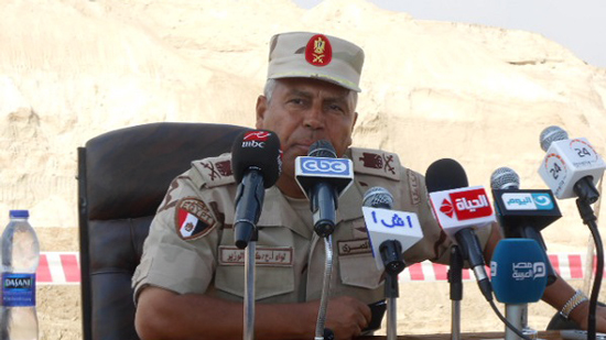 الوزير :مصر أول دولة تنشئ 4 محطات تحليه  