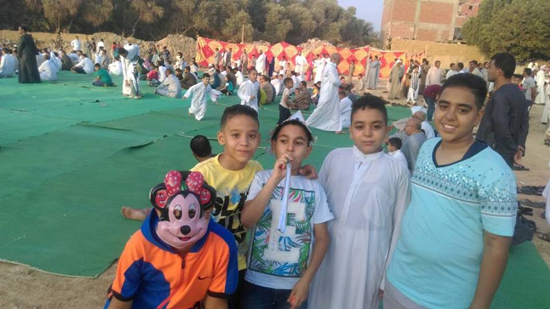 من أجل مصر بالسويس ترسم البسمة على  جوه الأطفال في العيد