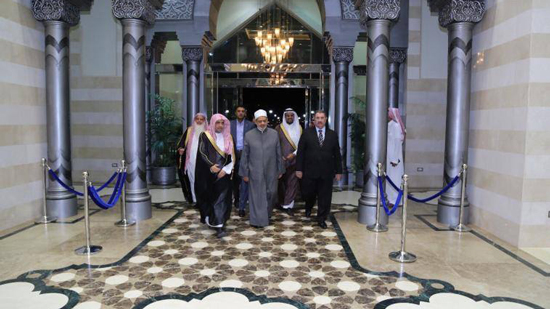  شيخ الأزهر يستقبل الأمين العام لرابطة العالم الإسلامي
