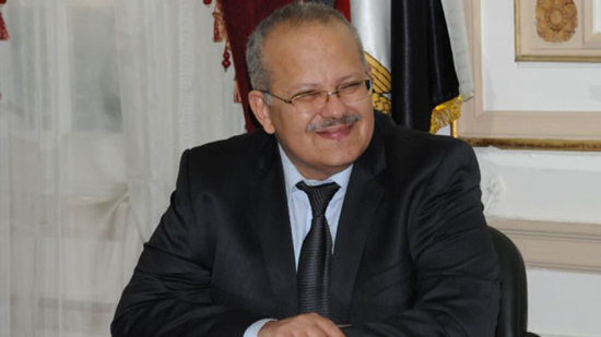 رئيس جامعة القاهرة: نسعى إلى استقطاب أساتذة كبار من الجامعات الأجنبية