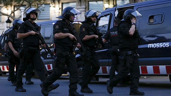 الشرطة تحدد عدد المتورطين في الأعمال الإرهابية بكاتالونيا