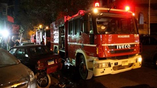 الحماية المدنية: الدفع بـ10 سيارات إطفاء لإخماد حريق شارع جامعة الدول
